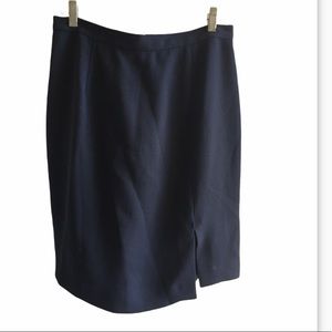 Chemise International Suit Skirt. Black. Size 14